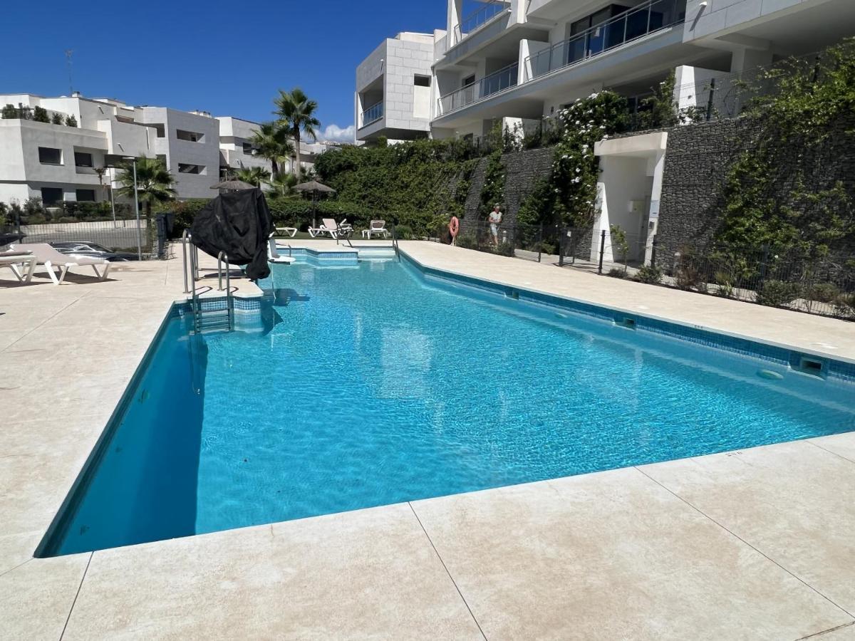 Cg7 Casares Green Εξωτερικό φωτογραφία